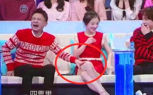 娱乐节目吃瓜的视频